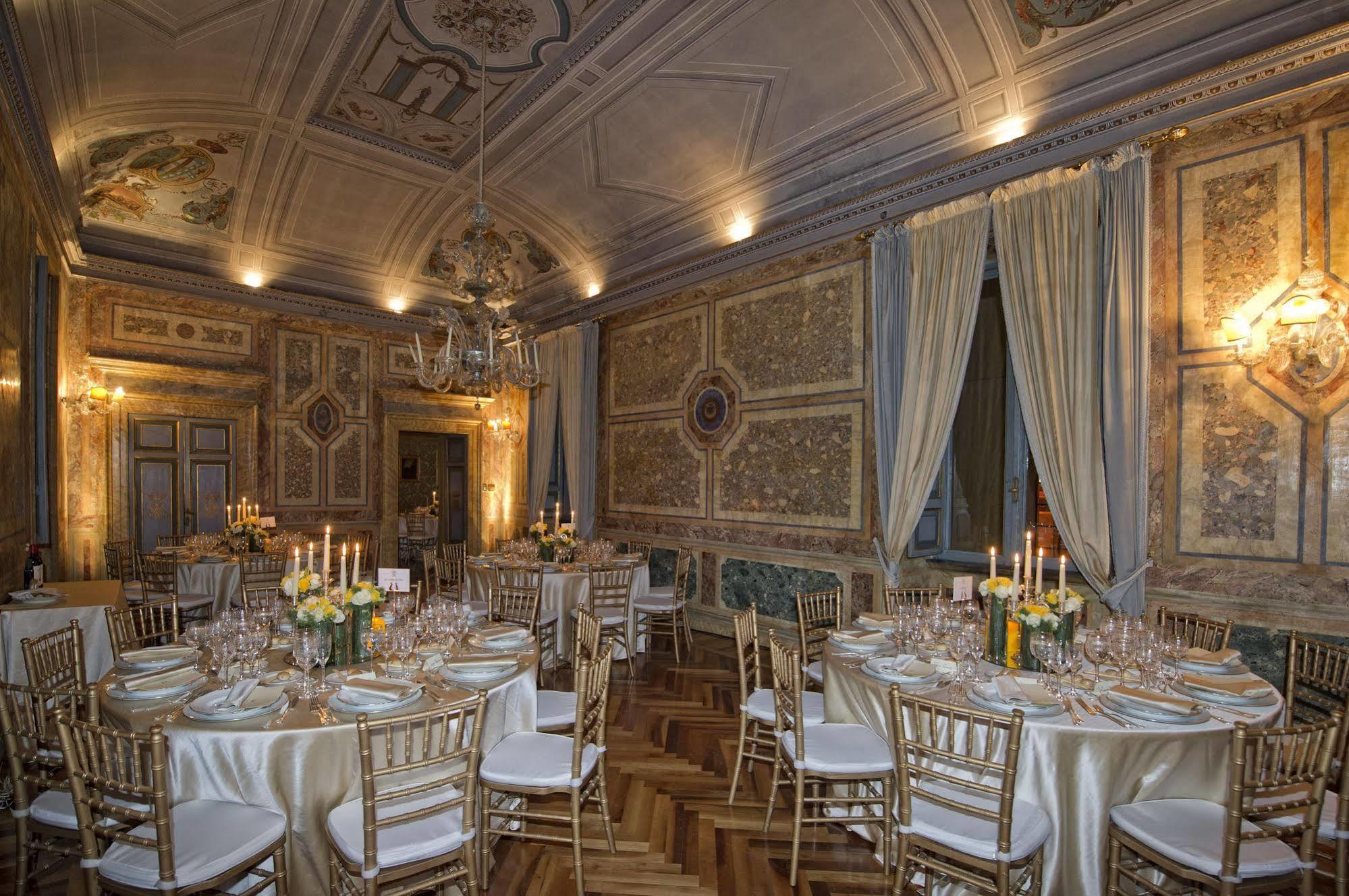 רומא Residenza Ruspoli Bonaparte מראה חיצוני תמונה